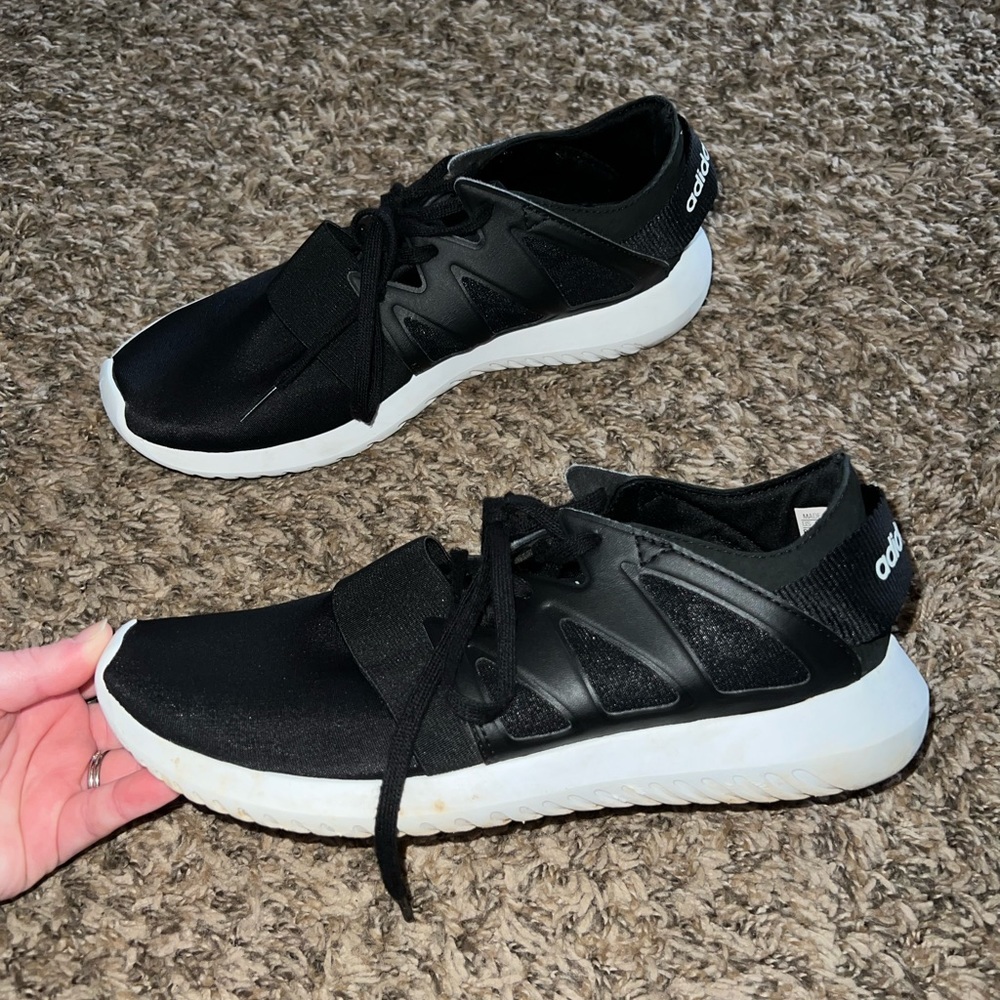 Adidas Black White Sneakers Size 8.5